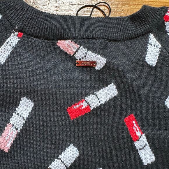 NWT Armani Exchange black lipstick print long sleeve crew sweater SIZE XS - Picture 2 of 6